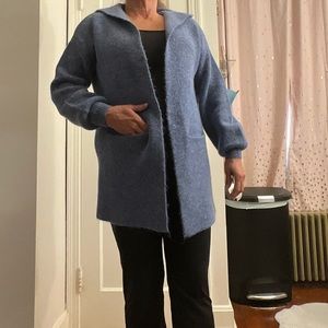 Hooded 100% cashmere cardigan